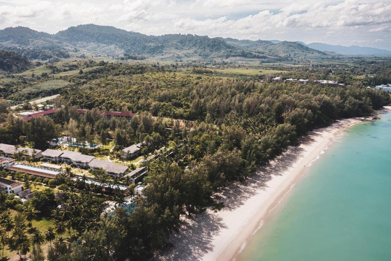 Avani Plus Khao Lak Resort Exterior foto